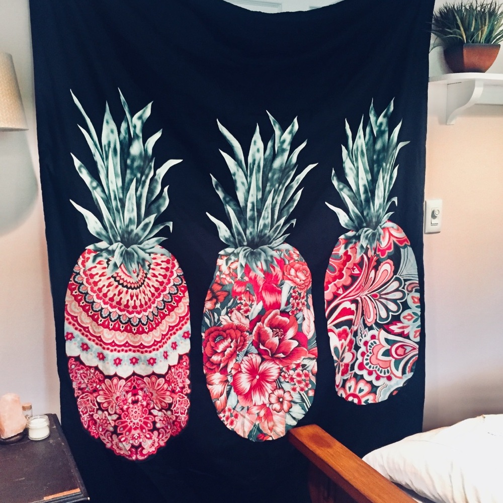 Floral Pineapple Tapestry - Black, Red, Green